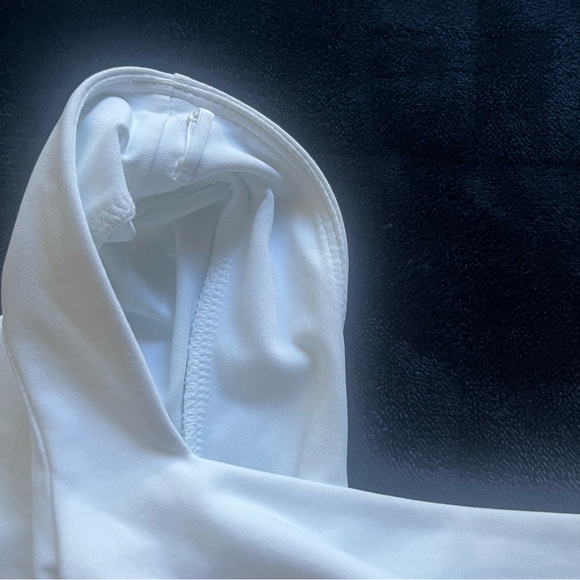 Babaton Aritzia White Bodysuit - Picture 9 of 14